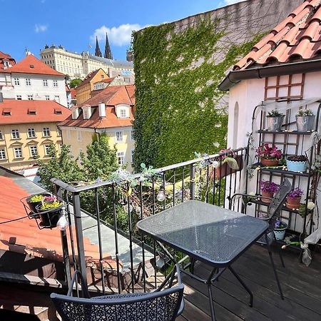 Apartman Mala Strana Прага Екстериор снимка