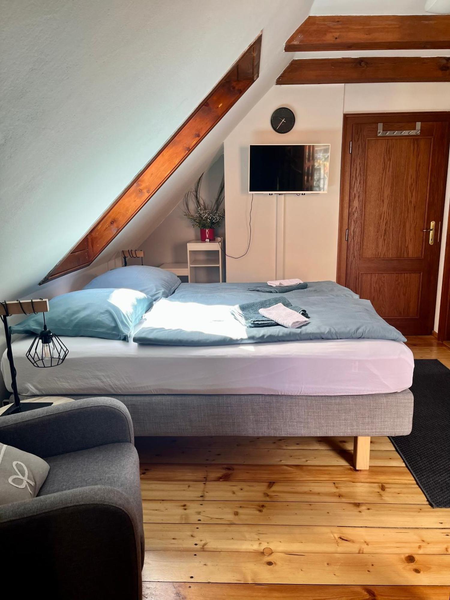 Apartman Mala Strana Прага Екстериор снимка