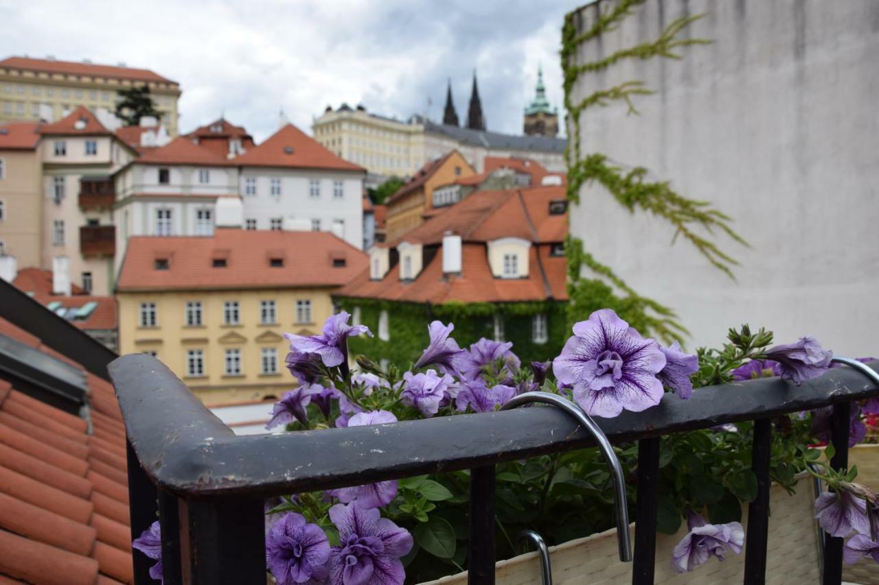 Apartman Mala Strana Прага Екстериор снимка