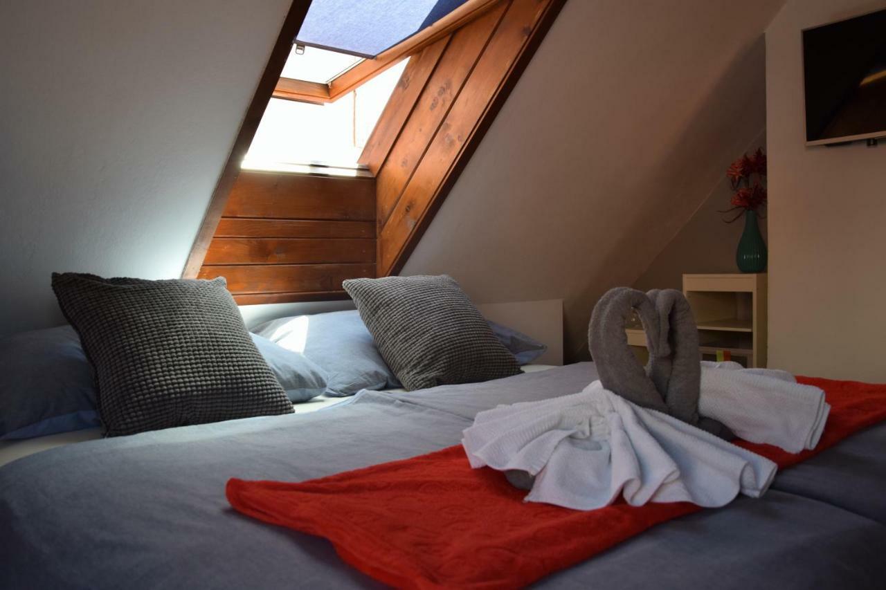 Apartman Mala Strana Прага Екстериор снимка